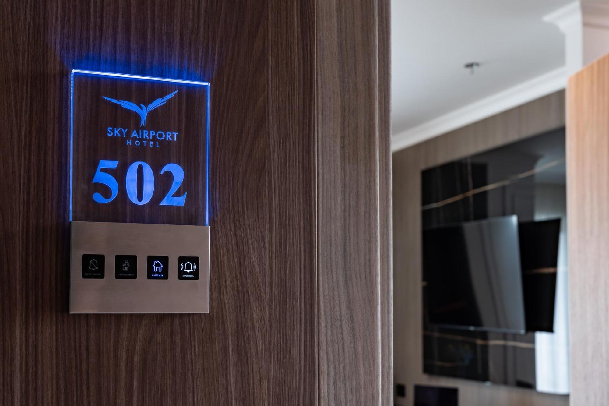 Sky Airport Hotel คลูจ-นาโปกา ภายนอก รูปภาพ